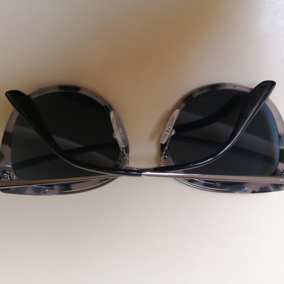 Prada PR20US Hu7219 Sunglass - Picture 5 of 5